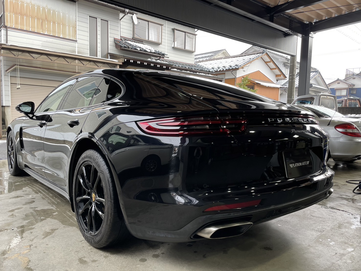 パナメーラ 4　PDK　4WD