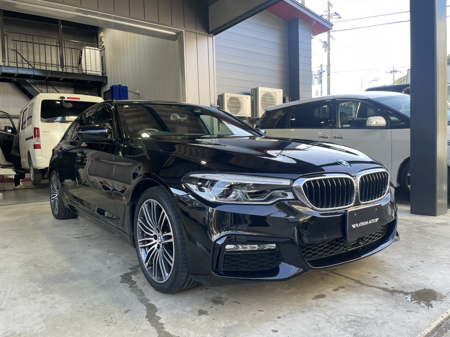 5シリーズ 530e iパフォーマンスMスポーツ