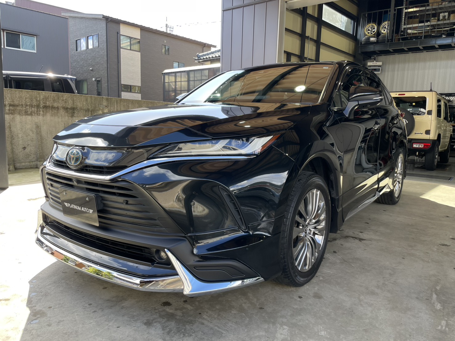 ハリアー　 2.5HYBRID E-Four ZレザーPKG 4WD