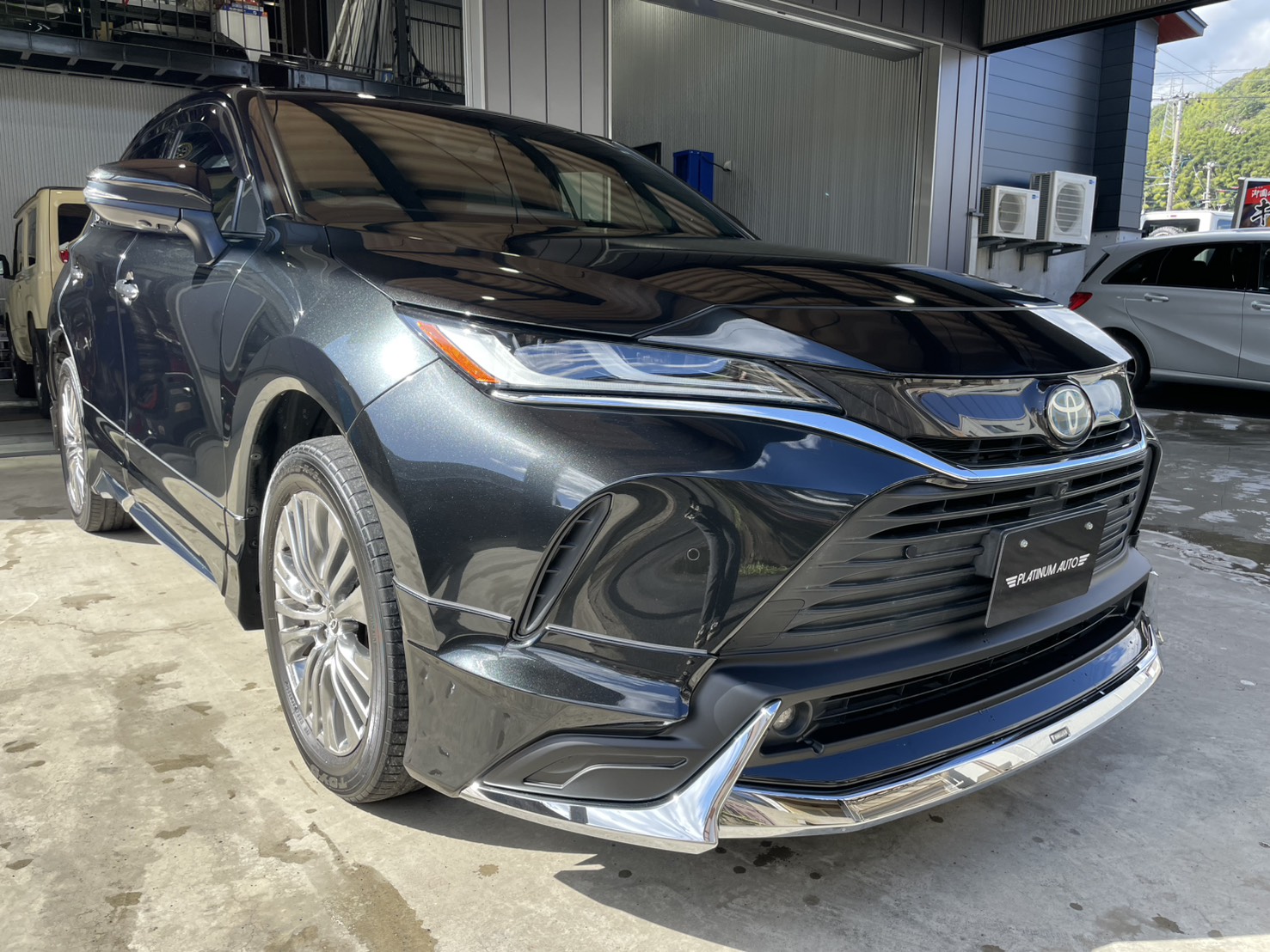 ハリアー　 2.5HYBRID E-Four ZレザーPKG 4WD