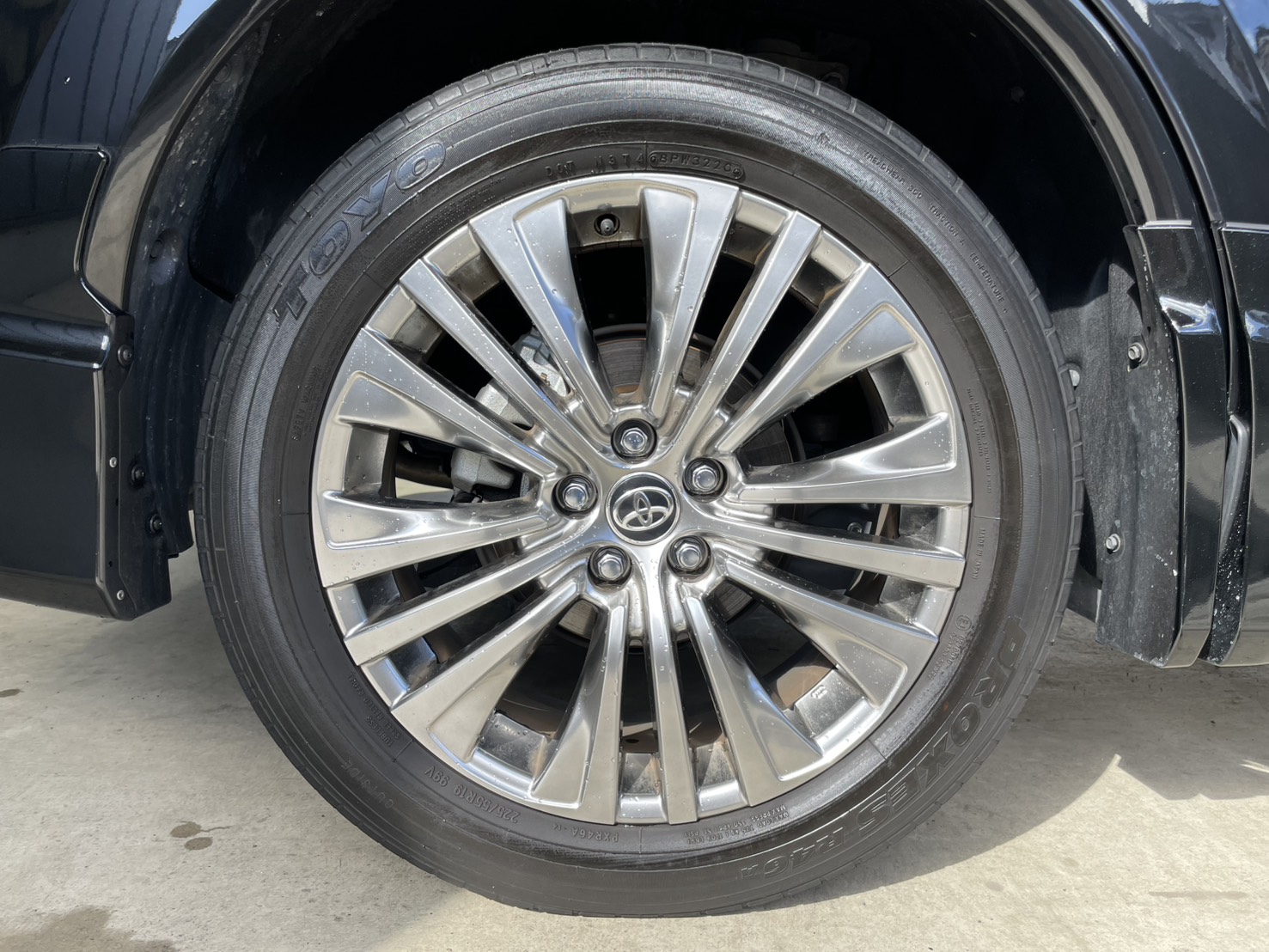 ハリアー　 2.5HYBRID E-Four ZレザーPKG 4WD