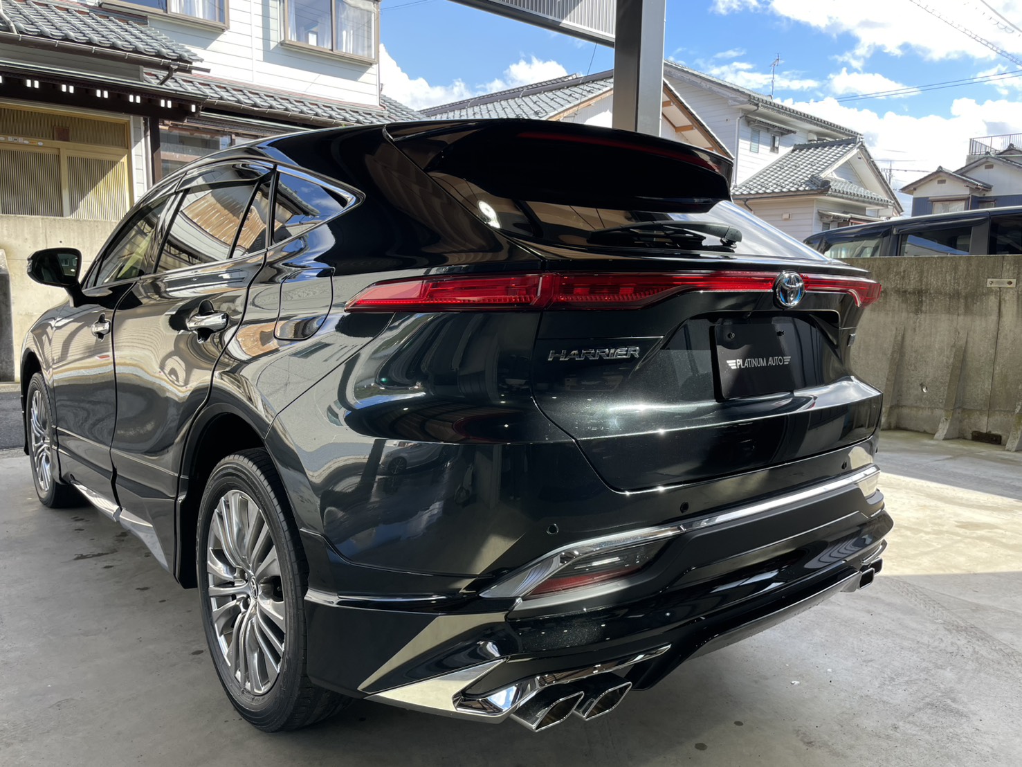 ハリアー　 2.5HYBRID E-Four ZレザーPKG 4WD