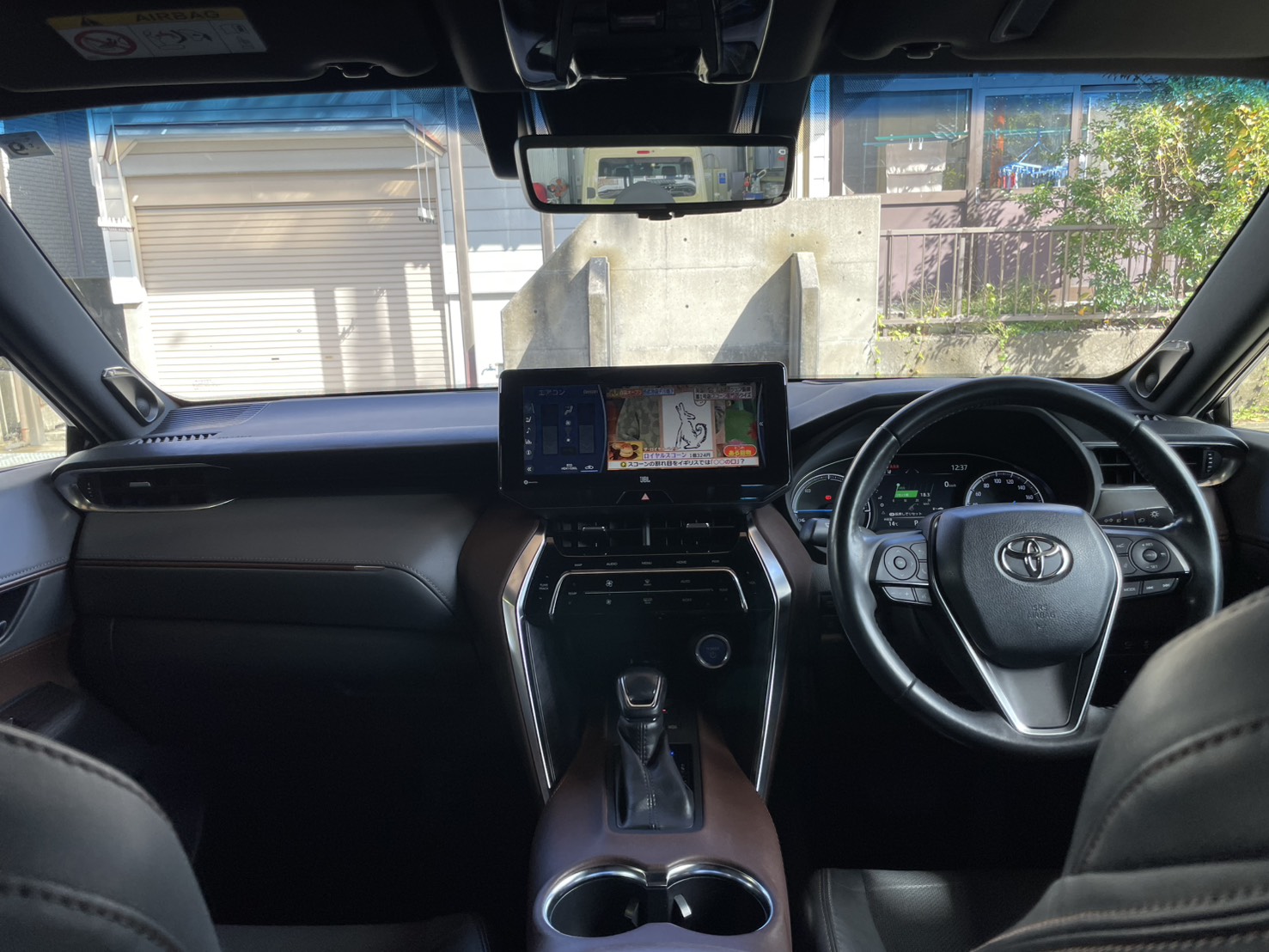 ハリアー　 2.5HYBRID E-Four ZレザーPKG 4WD