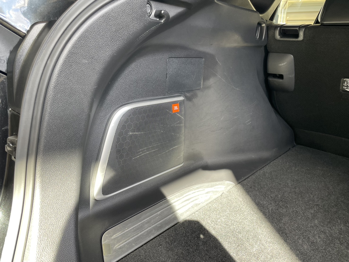 ハリアー　 2.5HYBRID E-Four ZレザーPKG 4WD