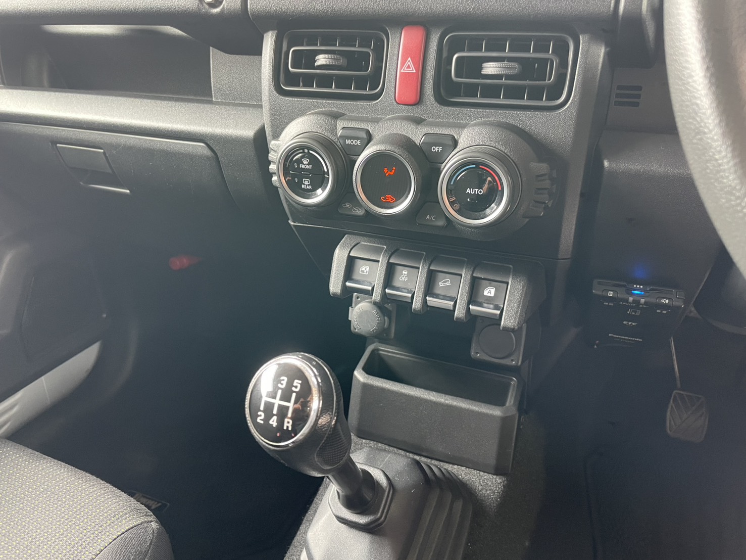 ジムニー 660XLスズキセーフティサポート装着車 4WD