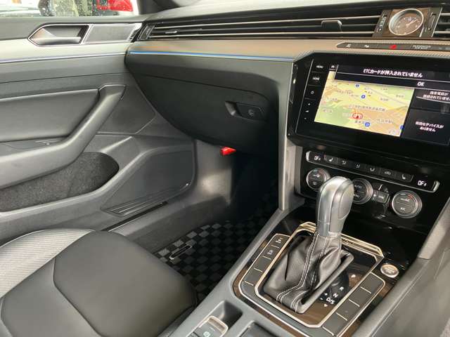 アルテオン TSI 4モーションRライン アドバンス 4WD