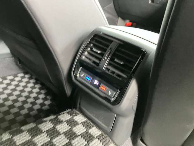 アルテオン TSI 4モーションRライン アドバンス 4WD