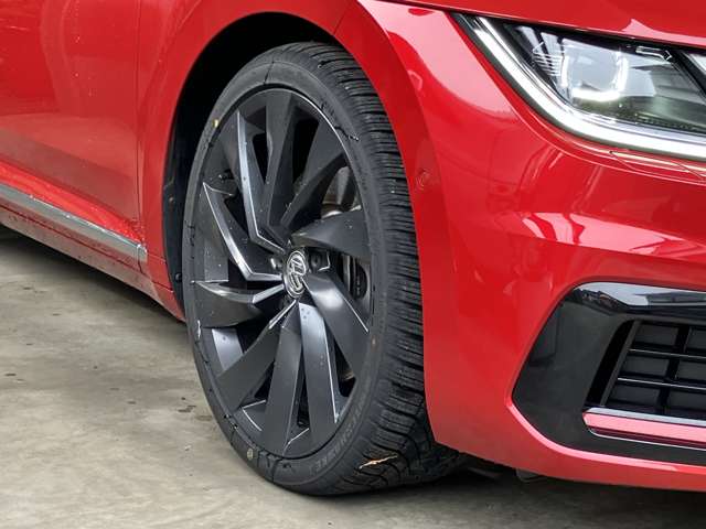 アルテオン TSI 4モーションRライン アドバンス 4WD